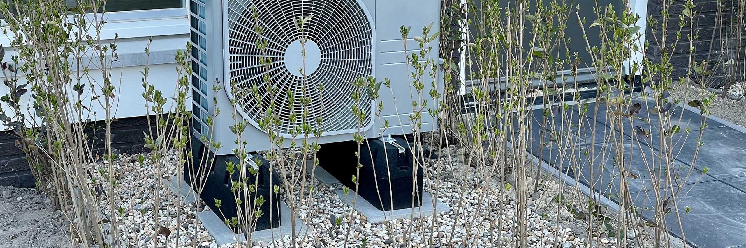 How Renewable Technologies could save you £2,000 a Year