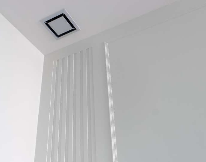 Ventilation on the ceiling of the corner of a room - Retrofit West